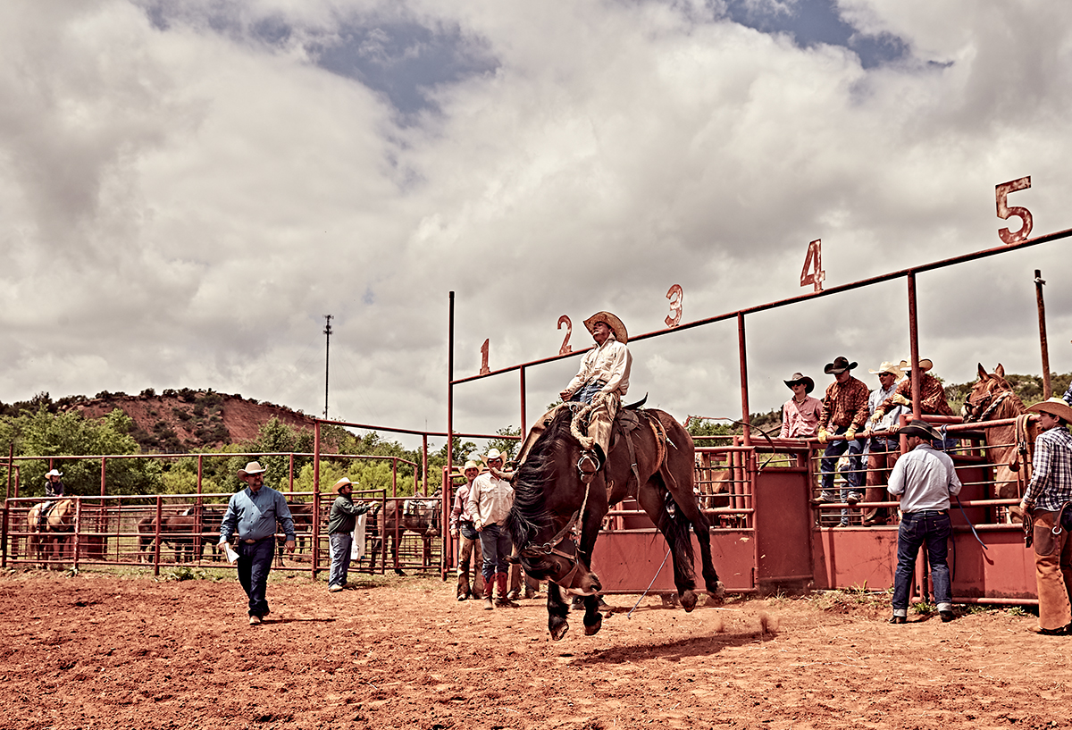 DickensBronc_1520